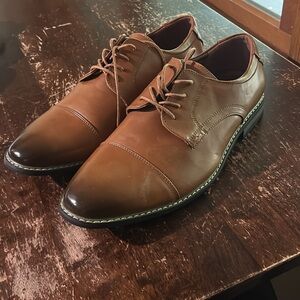 Classic Brown Men's Dress Shoes